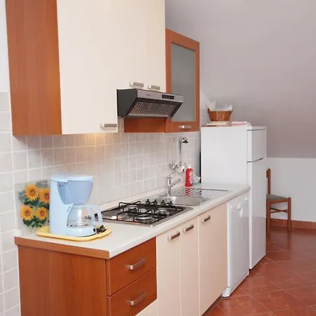 3209a Tisno